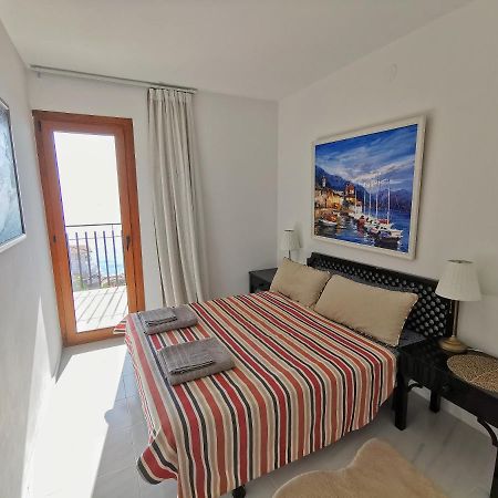 Spacious Seafront Apartment Platja d'Aro Eksteriør billede