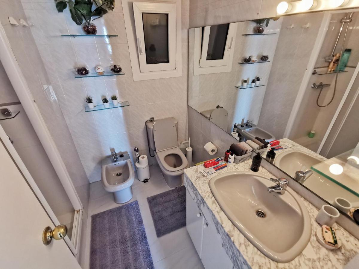 Spacious Seafront Apartment Platja d'Aro Eksteriør billede